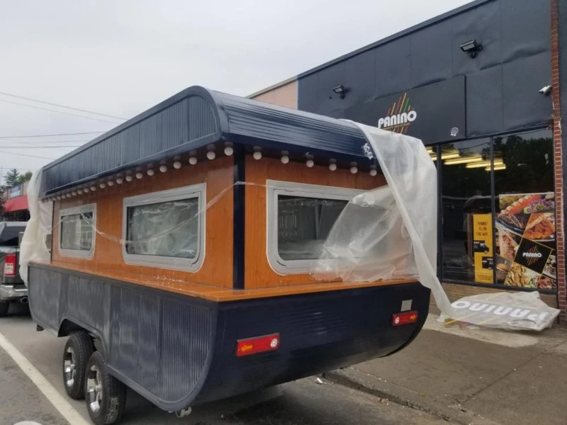 Streamlined Vessel Shape Food Trailer